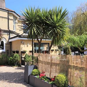 Foxhills Of Shanklin
